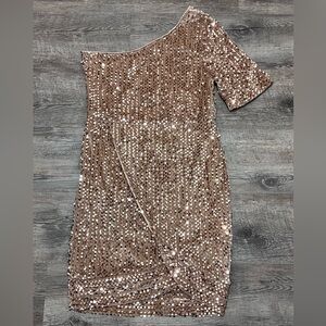 Hot & delicious size m sequin dress